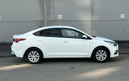 Hyundai Solaris II рестайлинг, 2017 год, 629 000 рублей, 4 фотография