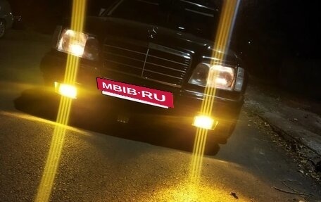 Mercedes-Benz E-Класс, 1995 год, 730 000 рублей, 10 фотография