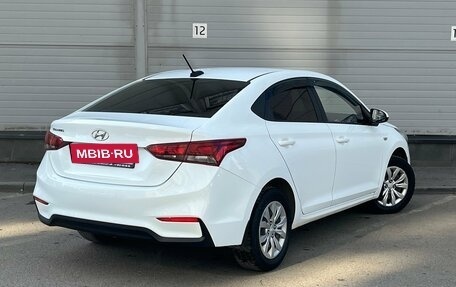 Hyundai Solaris II рестайлинг, 2017 год, 629 000 рублей, 5 фотография