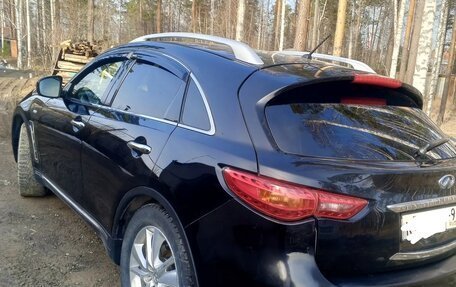 Infiniti FX II, 2013 год, 2 150 000 рублей, 2 фотография