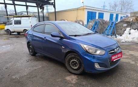 Hyundai Solaris II рестайлинг, 2012 год, 460 000 рублей, 2 фотография