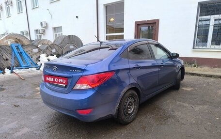 Hyundai Solaris II рестайлинг, 2012 год, 460 000 рублей, 3 фотография