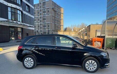 Mercedes-Benz B-Класс, 2016 год, 1 650 000 рублей, 5 фотография