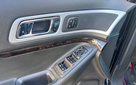 Ford Explorer VI, 2013 год, 1 480 000 рублей, 14 фотография