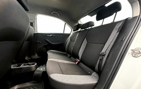 Skoda Rapid II, 2021 год, 880 000 рублей, 11 фотография