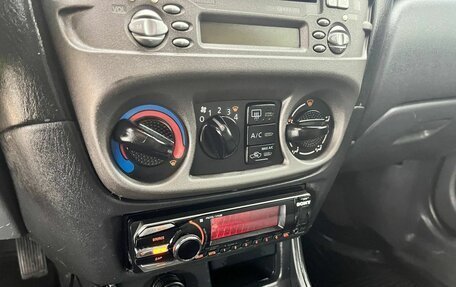 Nissan Almera, 2005 год, 337 000 рублей, 16 фотография