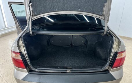 Nissan Almera, 2005 год, 337 000 рублей, 23 фотография