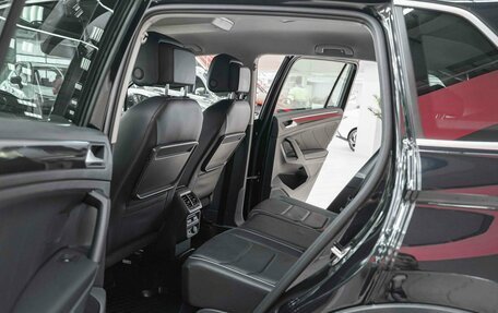 Volkswagen Tiguan II, 2018 год, 2 290 000 рублей, 7 фотография