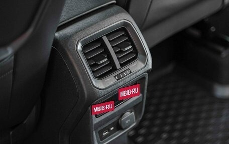 Volkswagen Tiguan II, 2018 год, 2 290 000 рублей, 8 фотография