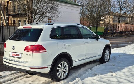 Volkswagen Touareg III, 2015 год, 2 500 000 рублей, 5 фотография