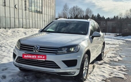 Volkswagen Touareg III, 2015 год, 2 500 000 рублей, 3 фотография