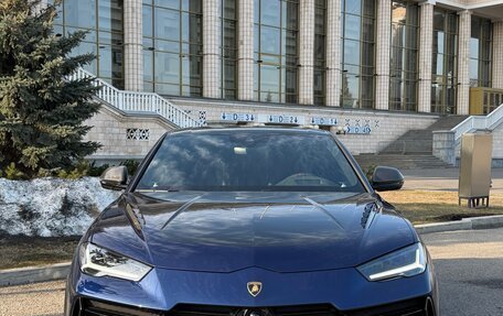 Lamborghini Urus I, 2023 год, 28 300 000 рублей, 2 фотография