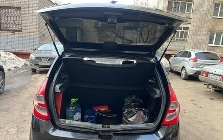 Renault Sandero I, 2013 год, 350 000 рублей, 2 фотография