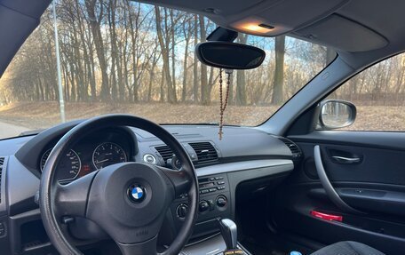 BMW 1 серия, 2011 год, 900 000 рублей, 9 фотография