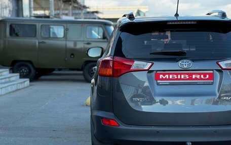 Toyota RAV4, 2014 год, 1 949 000 рублей, 10 фотография