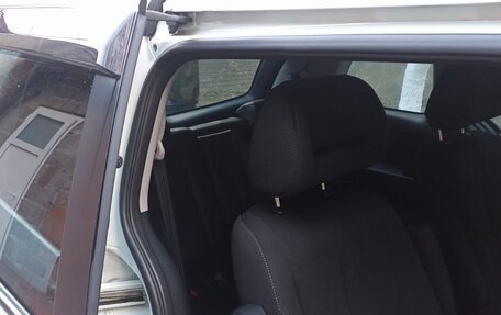 Mazda MPV III, 2008 год, 800 000 рублей, 10 фотография