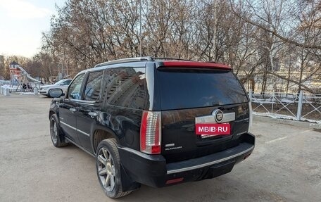 Cadillac Escalade III, 2011 год, 1 600 000 рублей, 10 фотография