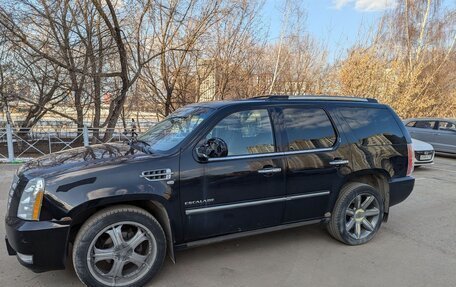 Cadillac Escalade III, 2011 год, 1 600 000 рублей, 13 фотография