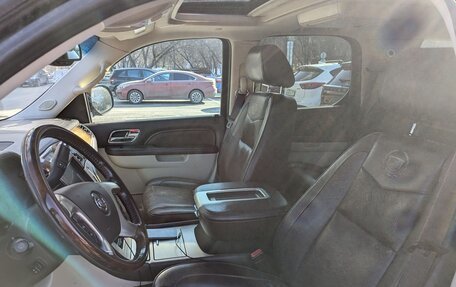 Cadillac Escalade III, 2011 год, 1 600 000 рублей, 17 фотография