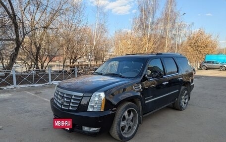 Cadillac Escalade III, 2011 год, 1 600 000 рублей, 14 фотография