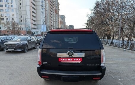 Cadillac Escalade III, 2011 год, 1 600 000 рублей, 9 фотография