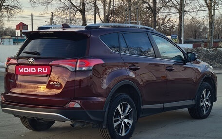 Toyota RAV4, 2019 год, 2 740 000 рублей, 4 фотография