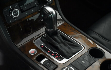 Volkswagen Touareg III, 2013 год, 1 989 000 рублей, 12 фотография