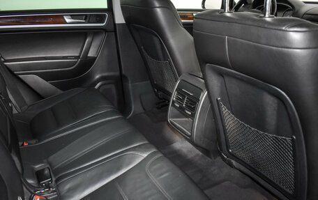 Volkswagen Touareg III, 2013 год, 1 989 000 рублей, 14 фотография