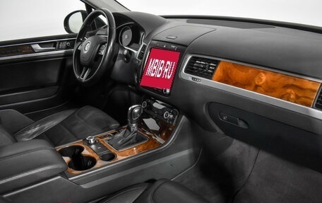 Volkswagen Touareg III, 2013 год, 1 989 000 рублей, 16 фотография