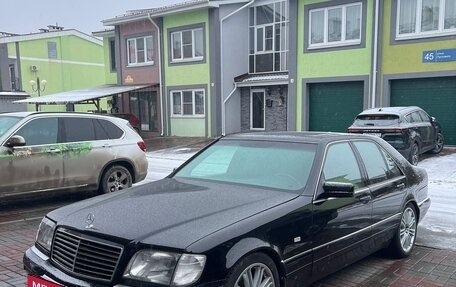 Mercedes-Benz S-Класс, 1998 год, 1 350 000 рублей, 1 фотография