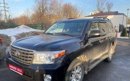 Toyota Land Cruiser 200, 2012 год, 2 820 000 рублей, 1 фотография