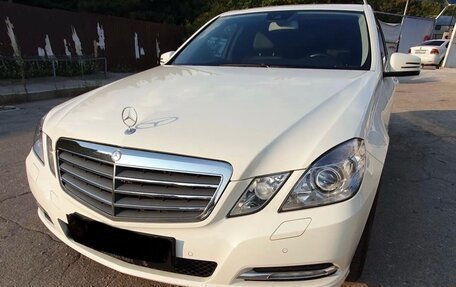 Mercedes-Benz E-Класс, 2012 год, 1 650 000 рублей, 1 фотография