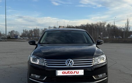 Volkswagen Passat B7, 2013 год, 1 299 000 рублей, 2 фотография