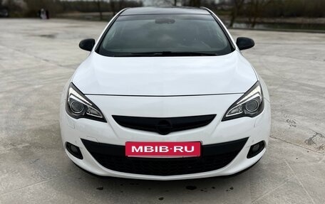 Opel Astra J, 2013 год, 940 000 рублей, 2 фотография