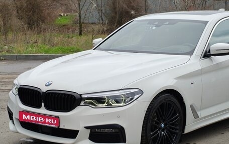 BMW 5 серия, 2019 год, 4 600 000 рублей, 2 фотография