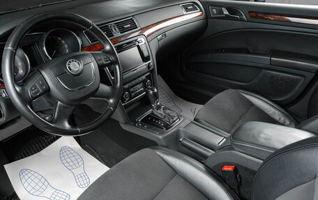 Skoda Superb III рестайлинг, 2013 год, 1 319 000 рублей, 8 фотография