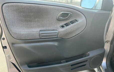 Suzuki Grand Vitara, 2000 год, 650 000 рублей, 22 фотография