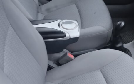 KIA Rio II, 2001 год, 250 000 рублей, 11 фотография