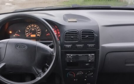 KIA Rio II, 2001 год, 250 000 рублей, 13 фотография