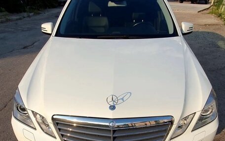 Mercedes-Benz E-Класс, 2012 год, 1 650 000 рублей, 4 фотография