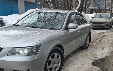 Hyundai Sonata VI, 2005 год, 500 000 рублей, 3 фотография