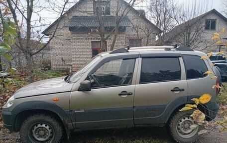 Chevrolet Niva I рестайлинг, 2012 год, 400 000 рублей, 2 фотография