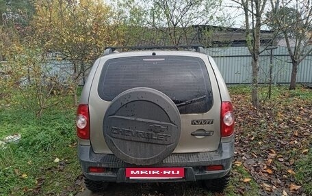 Chevrolet Niva I рестайлинг, 2012 год, 400 000 рублей, 4 фотография