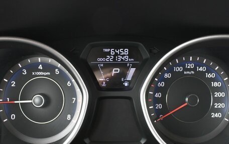 Hyundai Elantra V, 2011 год, 930 000 рублей, 11 фотография