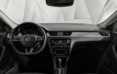 Skoda Rapid I, 2018 год, 1 495 000 рублей, 14 фотография