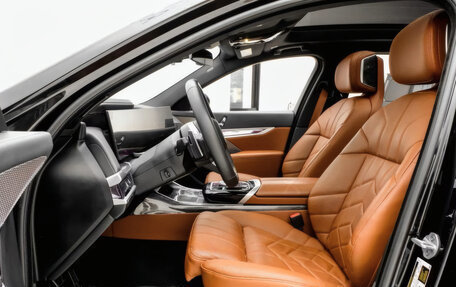 BMW 7 серия, 2024 год, 16 028 535 рублей, 13 фотография