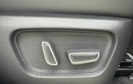 Toyota RAV4, 2026 год, 4 950 000 рублей, 16 фотография