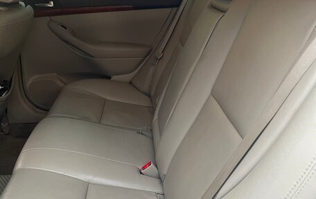 Toyota Avensis III рестайлинг, 2006 год, 850 000 рублей, 5 фотография