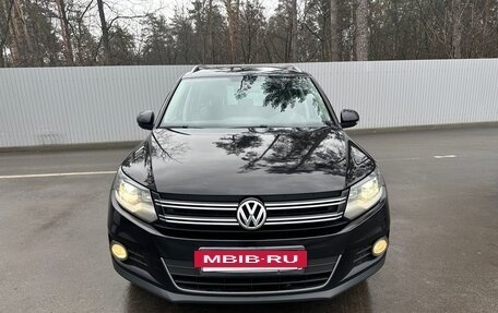 Volkswagen Tiguan I, 2012 год, 990 000 рублей, 2 фотография
