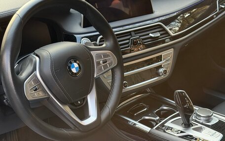 BMW 7 серия, 2019 год, 6 300 000 рублей, 6 фотография